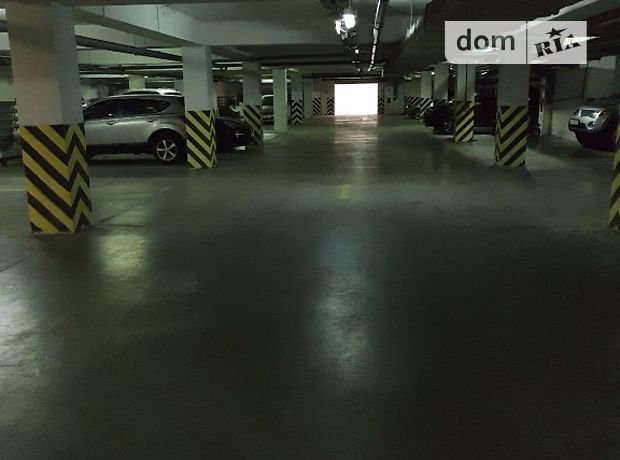 Место в подземном паркинге под легковое авто в Киеве, площадь 19 кв.м. фото 2 Место в подземном паркинге под легковое авто в Киеве, площадь 19 кв.м. фото 2