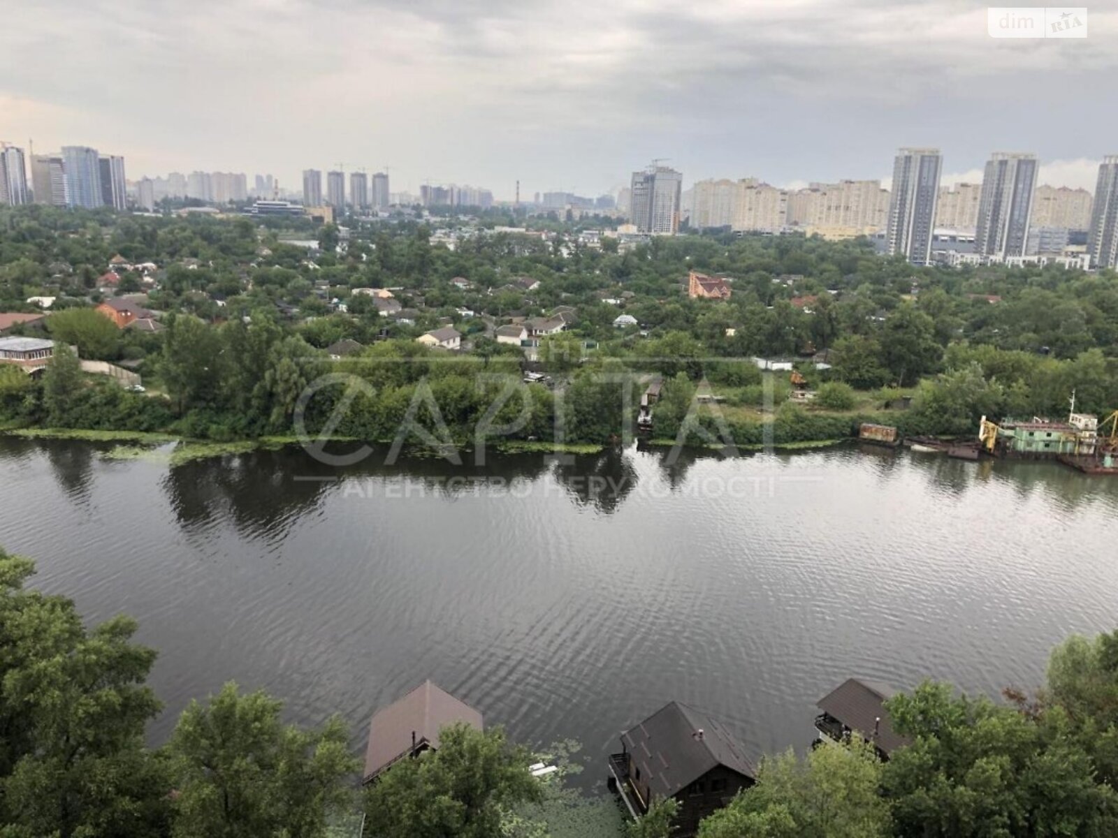 Место в подземном паркинге под легковое авто в Киеве, площадь 12.5 кв.м. фото 1