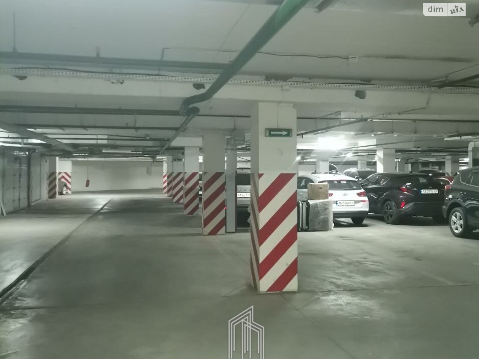 Место в подземном паркинге под легковое авто в Киеве, площадь 14.8 кв.м. фото 1 Место в подземном паркинге под легковое авто в Киеве, площадь 14.8 кв.м. фото 1