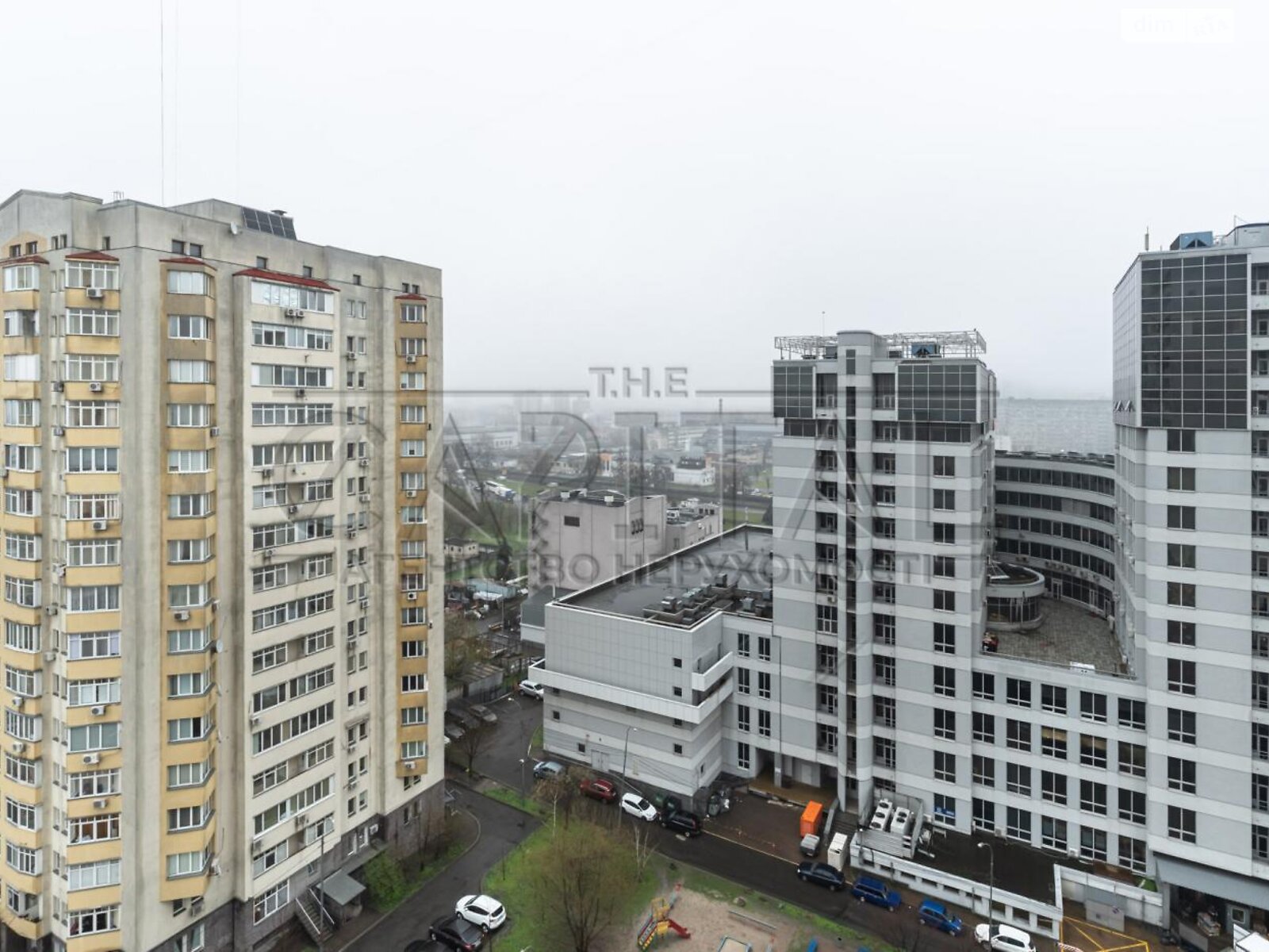 Место в подземном паркинге универсальный в Киеве, площадь 14.3 кв.м. фото 1 Место в подземном паркинге универсальный в Киеве, площадь 14.3 кв.м. фото 1