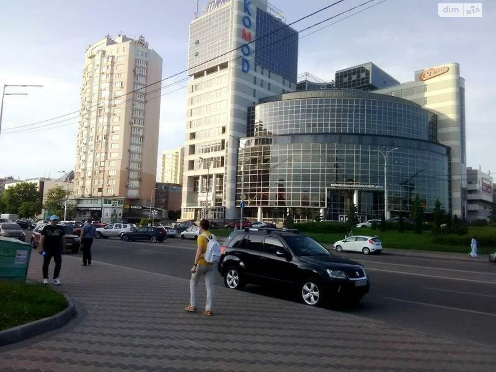 Место в подземном паркинге универсальный в Киеве, площадь 14.3 кв.м. фото 1 Место в подземном паркинге универсальный в Киеве, площадь 14.3 кв.м. фото 1