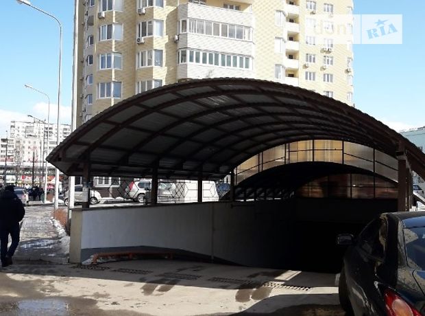 Место в подземном паркинге универсальный в Киеве, площадь 19.6 кв.м. фото 1 Место в подземном паркинге универсальный в Киеве, площадь 19.6 кв.м. фото 1