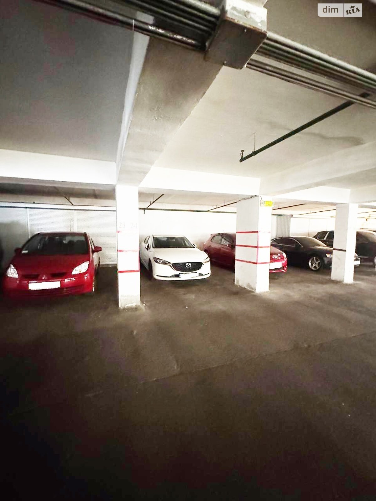 Місце в підземному паркінгу під легкове авто в Києві, площа 20.8 кв.м. фото 1 Місце в підземному паркінгу під легкове авто в Києві, площа 20.8 кв.м. фото 1