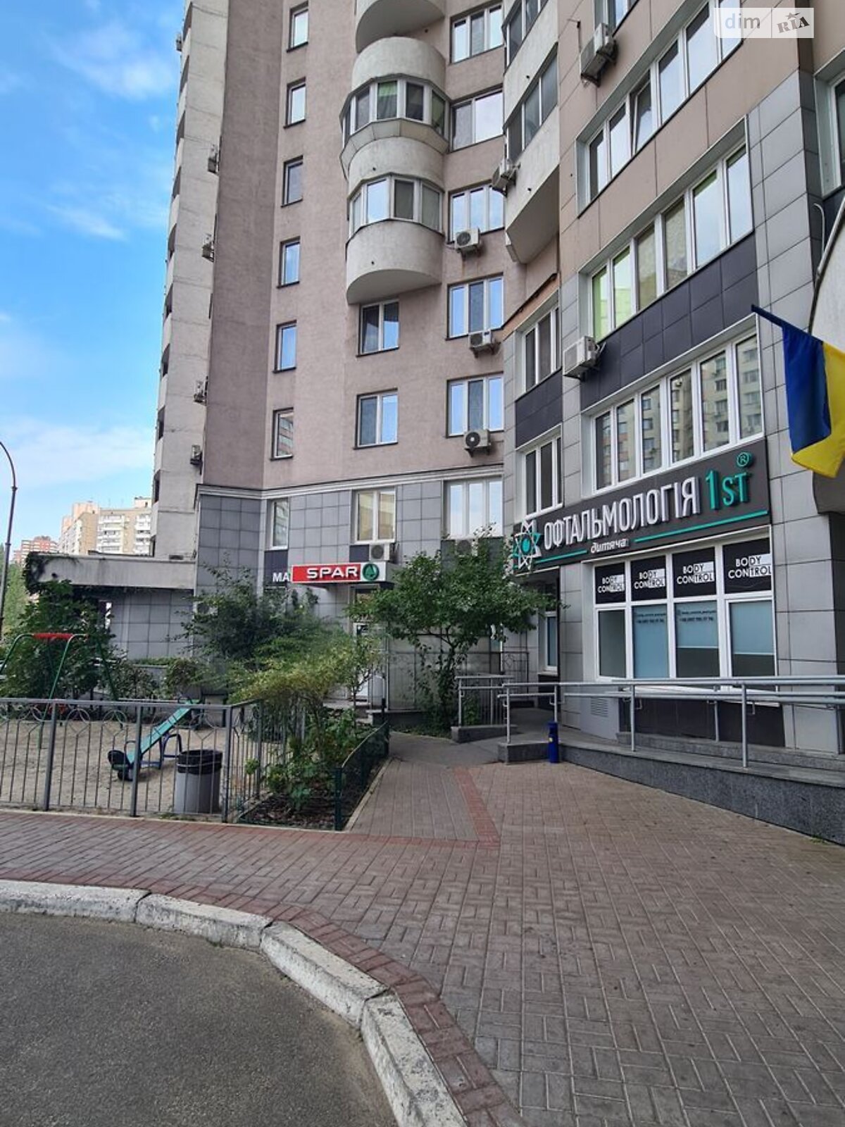 Место в подземном паркинге под легковое авто в Киеве, площадь 24 кв.м. фото 1 Место в подземном паркинге под легковое авто в Киеве, площадь 24 кв.м. фото 1