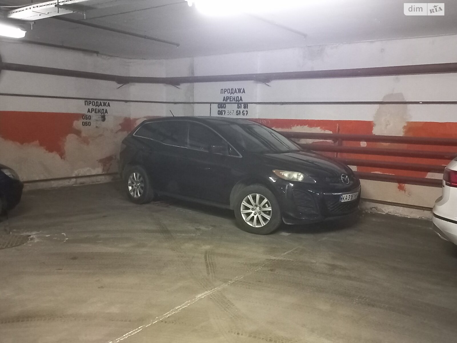 Місце в підземному паркінгу під легкове авто в Києві, площа 13 кв.м. фото 1 Місце в підземному паркінгу під легкове авто в Києві, площа 13 кв.м. фото 1