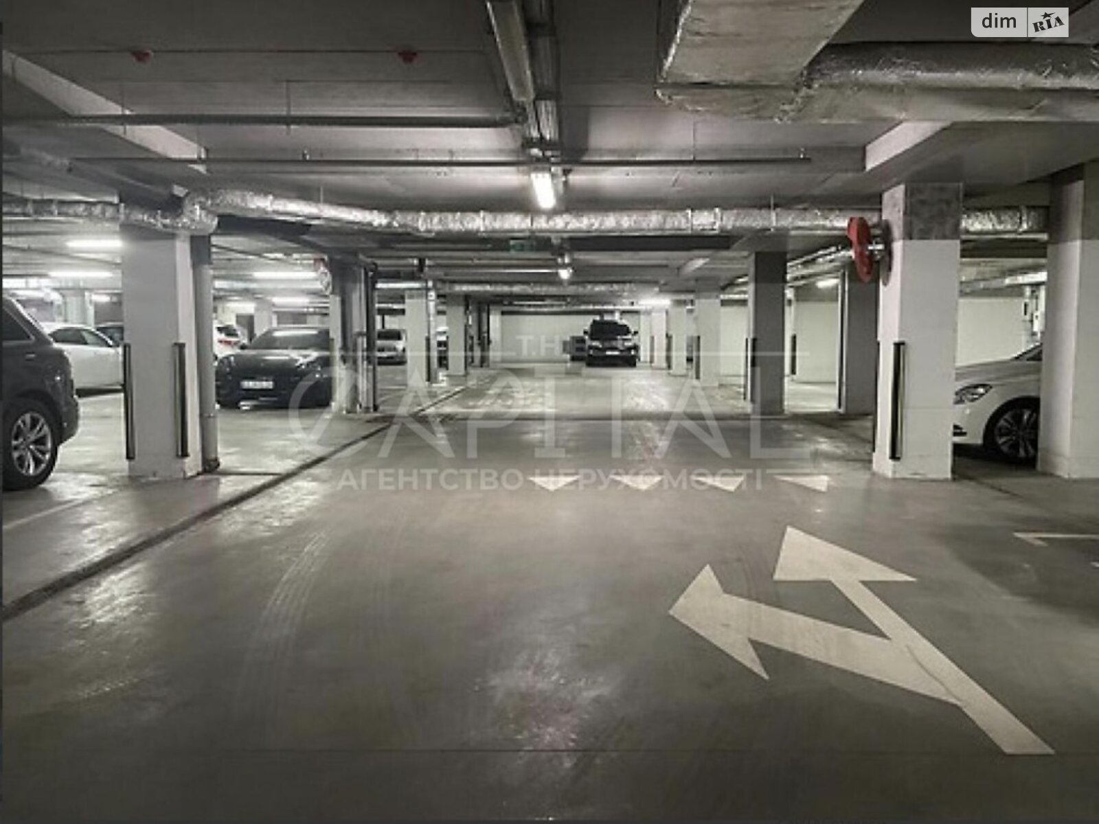 Место в подземном паркинге под легковое авто в Киеве, площадь 12.7 кв.м. фото 1
