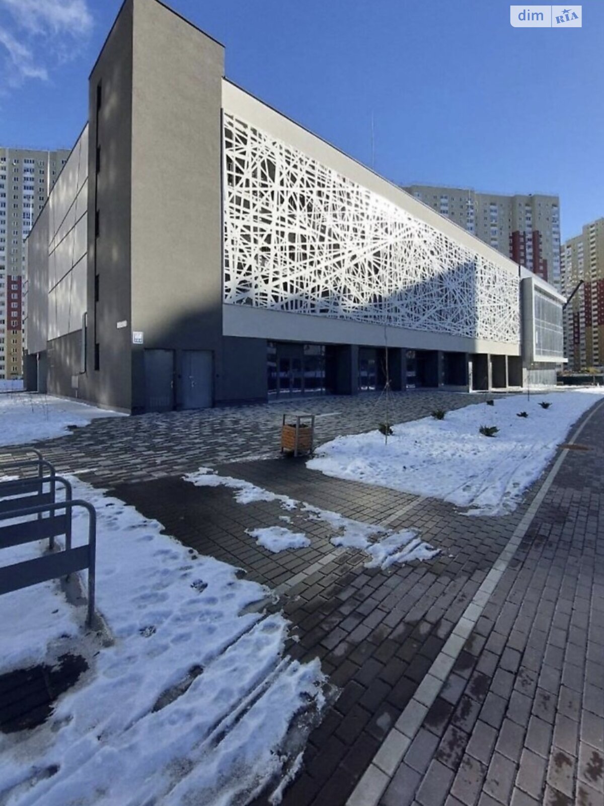 Место в подземном паркинге под легковое авто в Киеве, площадь 13 кв.м. фото 1 Место в подземном паркинге под легковое авто в Киеве, площадь 13 кв.м. фото 1