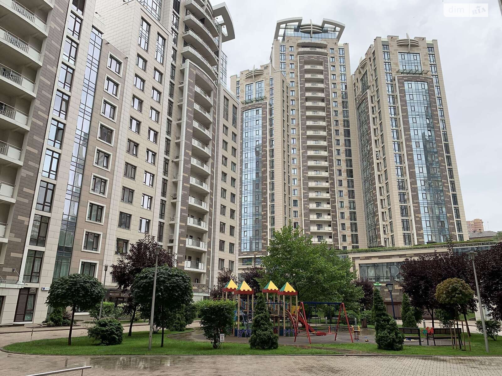 Місце в підземному паркінгу під легкове авто в Києві, площа 25 кв.м. фото 1 Місце в підземному паркінгу під легкове авто в Києві, площа 25 кв.м. фото 1