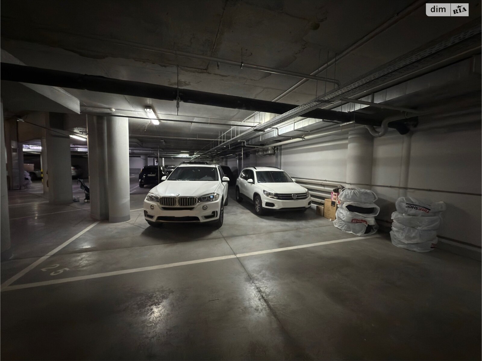 Місце в підземному паркінгу під легкове авто в Києві, площа 41 кв.м. фото 1 Місце в підземному паркінгу під легкове авто в Києві, площа 41 кв.м. фото 1
