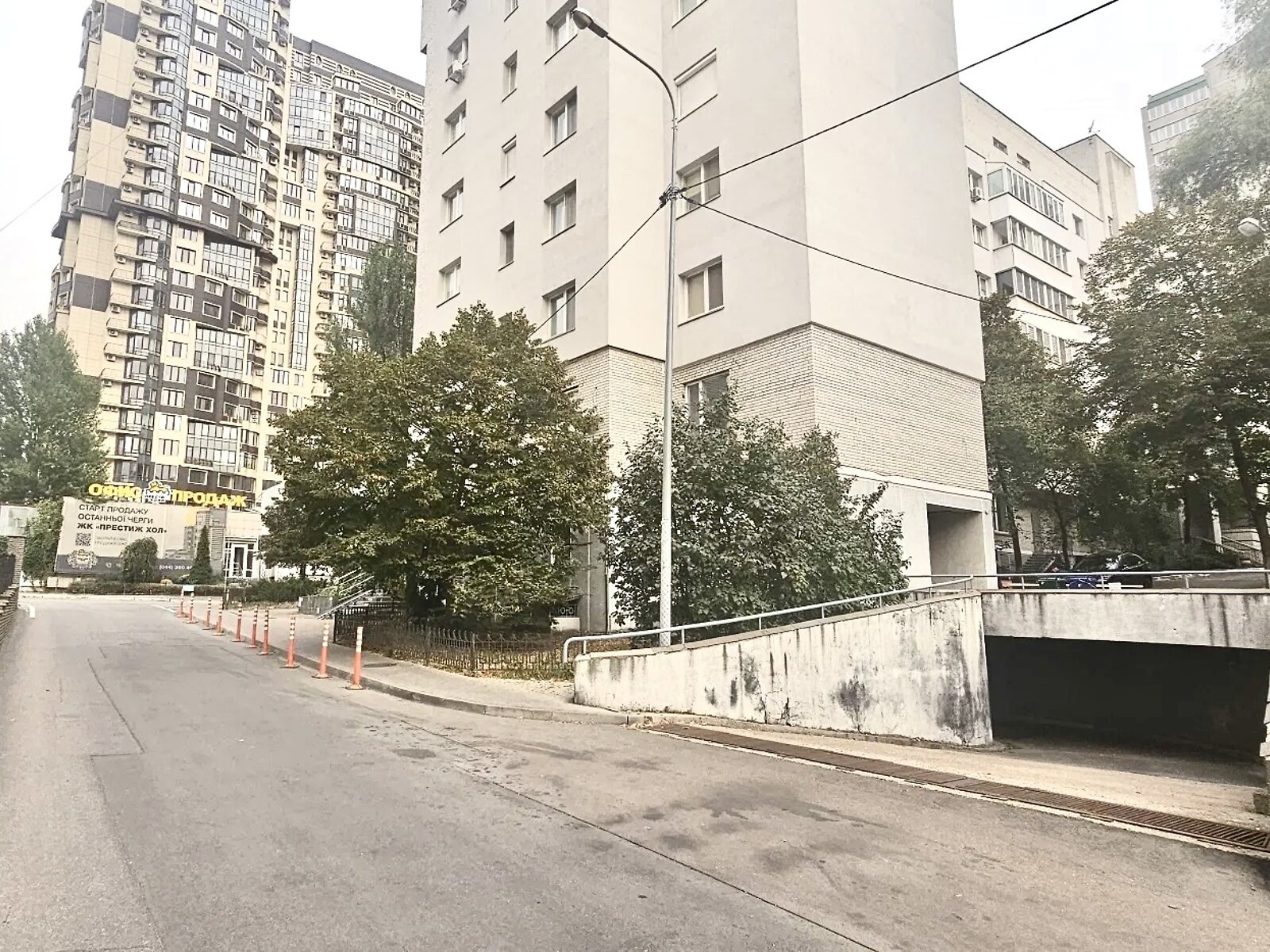 Місце в підземному паркінгу під легкове авто в Києві, площа 25 кв.м. фото 1 Місце в підземному паркінгу під легкове авто в Києві, площа 25 кв.м. фото 1