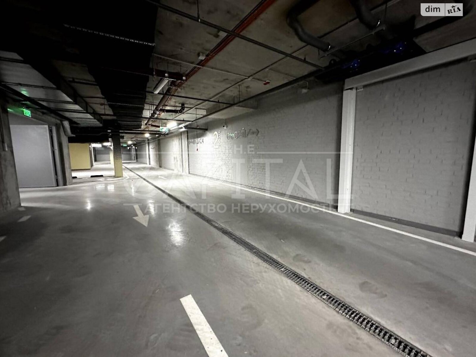 Место в подземном паркинге под легковое авто в Киеве, площадь 11.64 кв.м. фото 1