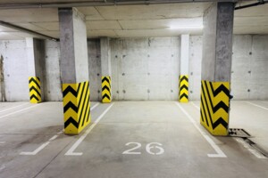 Место в подземном паркинге под легковое авто в Львове, площадь 12.6 кв.м. фото 2