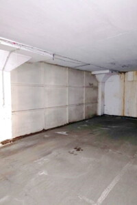 Место в подземном паркинге под легковое авто в Одессе, площадь 17.5 кв.м. фото 2