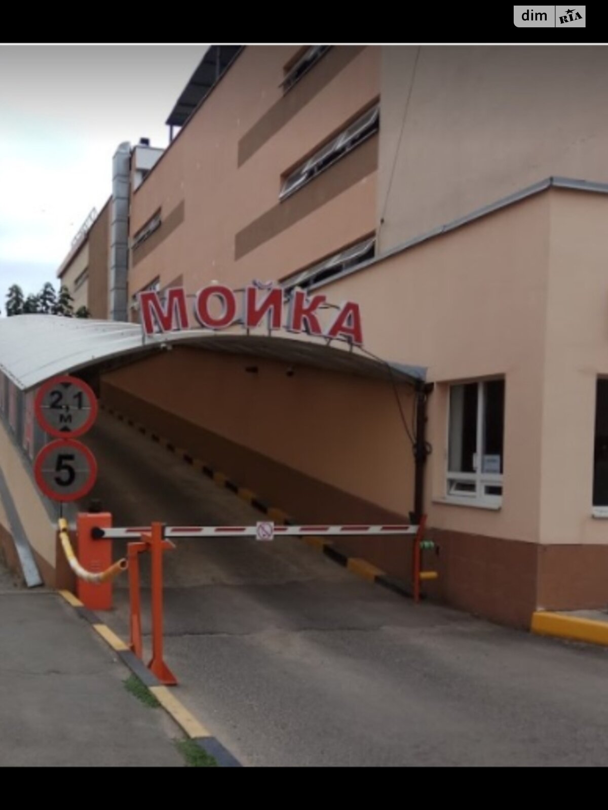 Место в подземном паркинге под легковое авто в Одессе, площадь 14.4 кв.м. фото 1 Место в подземном паркинге под легковое авто в Одессе, площадь 14.4 кв.м. фото 1