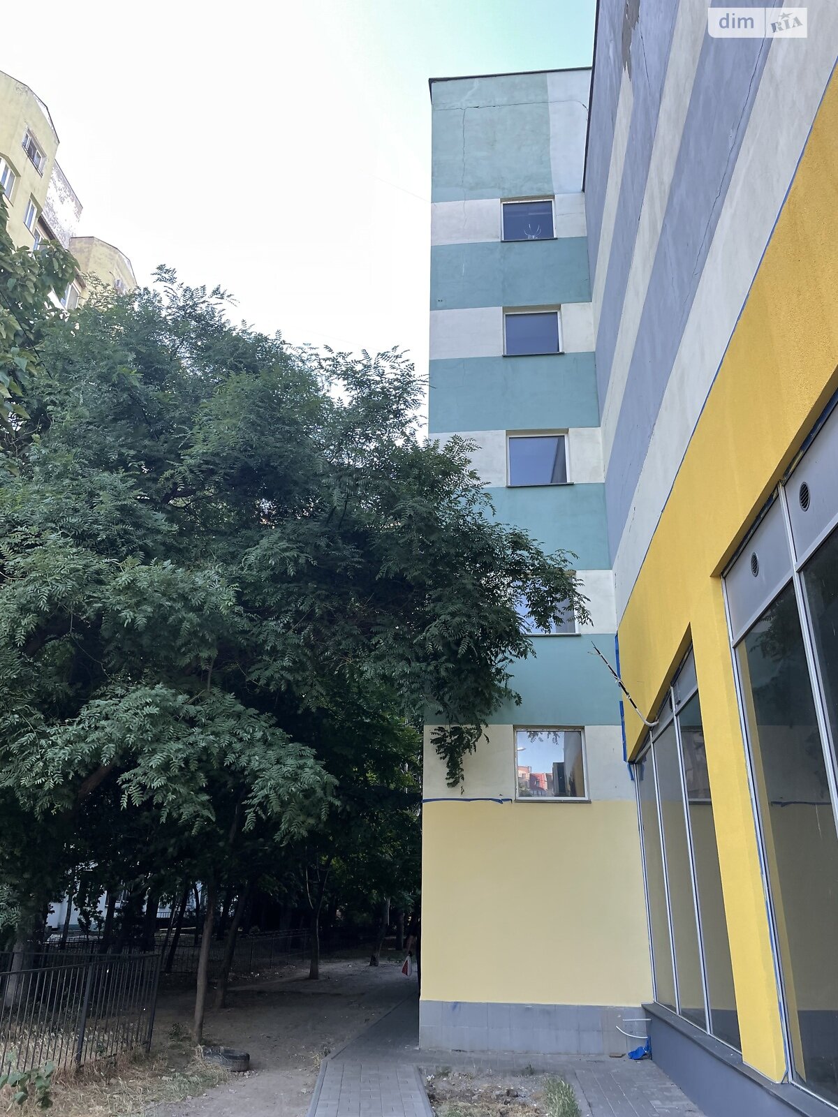 Місце в підземному паркінгу універсальний в Одесі, площа 14 кв.м. фото 1 Місце в підземному паркінгу універсальний в Одесі, площа 14 кв.м. фото 1