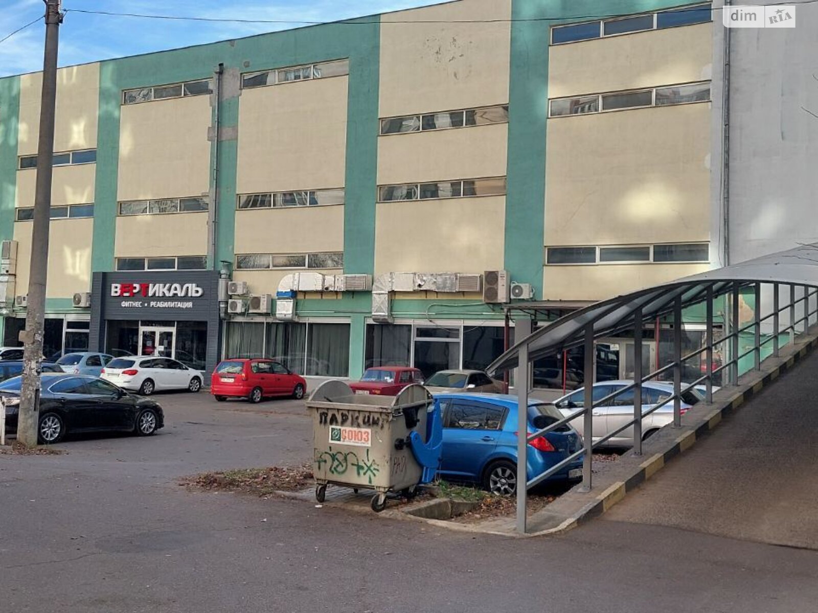 Место в подземном паркинге под легковое авто в Одессе, площадь 15 кв.м. фото 1 Место в подземном паркинге под легковое авто в Одессе, площадь 15 кв.м. фото 1