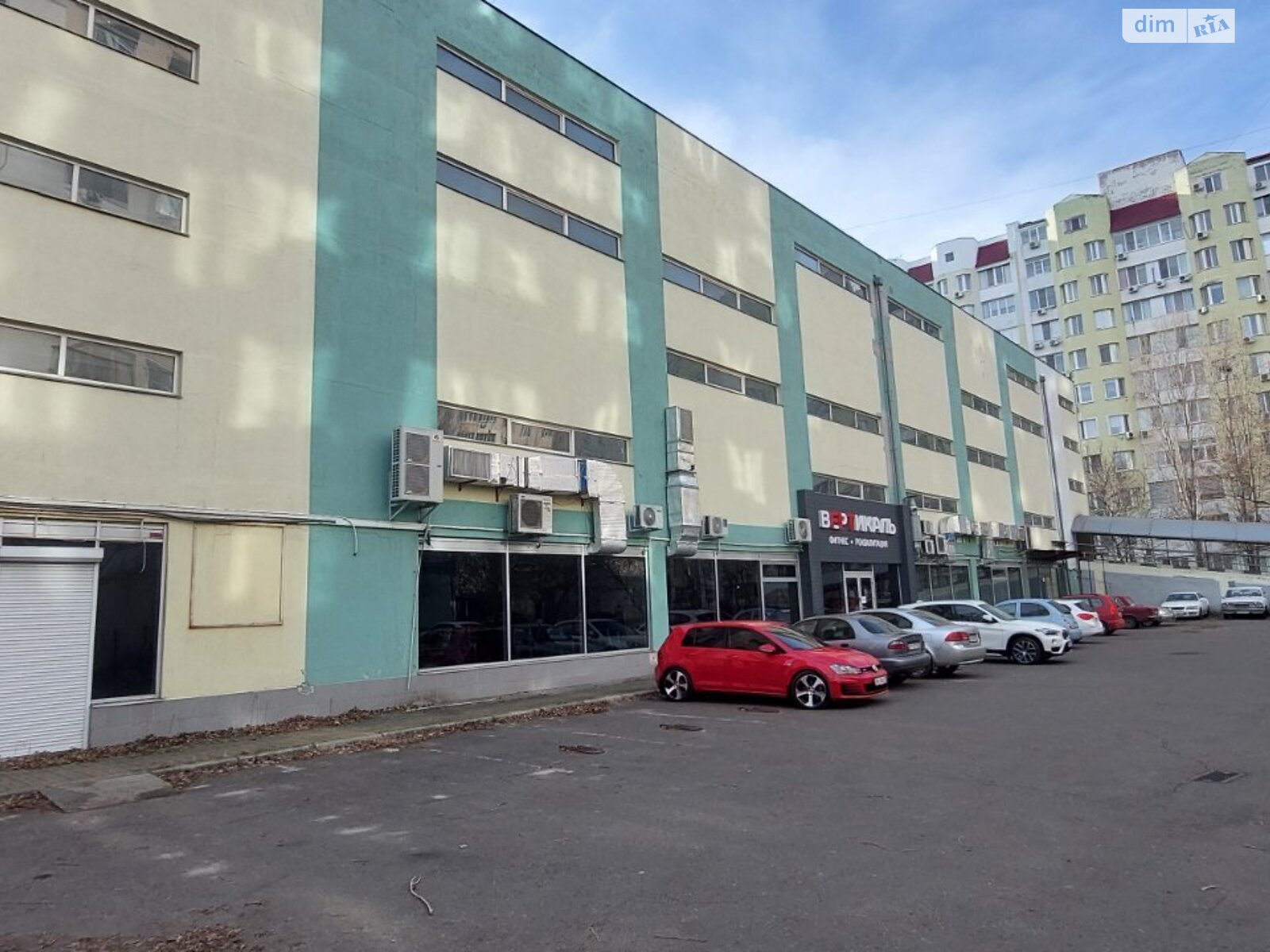 Место в подземном паркинге под легковое авто в Одессе, площадь 15 кв.м. фото 1 Место в подземном паркинге под легковое авто в Одессе, площадь 15 кв.м. фото 1