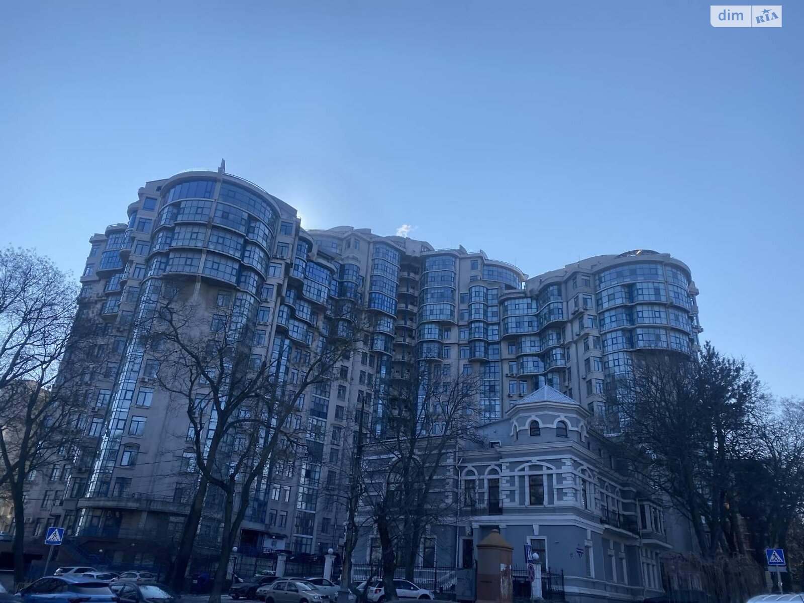 Место в подземном паркинге под легковое авто в Одессе, площадь 40 кв.м. фото 1 Место в подземном паркинге под легковое авто в Одессе, площадь 40 кв.м. фото 1