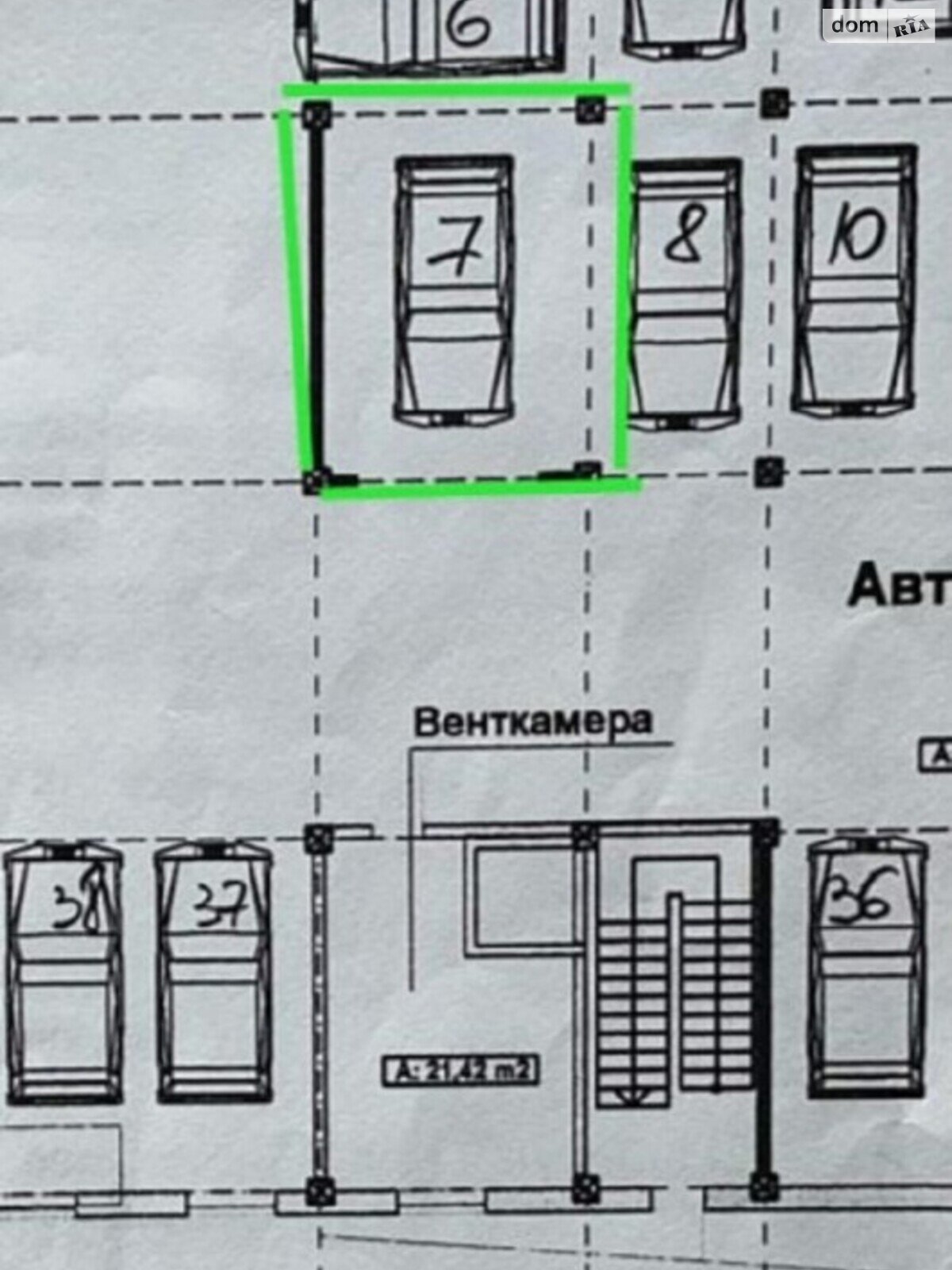 Місце в підземному паркінгу під легкове авто в Одесі, площа 27 кв.м. фото 1