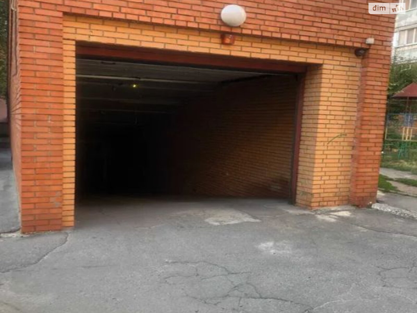 Место в подземном паркинге под легковое авто в Полтаве, площадь 20 кв.м. фото 1