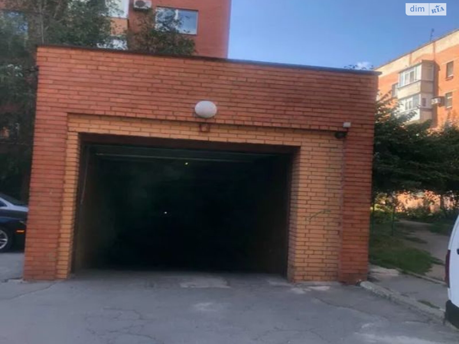 Місце в підземному паркінгу під легкове авто в Полтаві, площа 20 кв.м. фото 1 Місце в підземному паркінгу під легкове авто в Полтаві, площа 20 кв.м. фото 1
