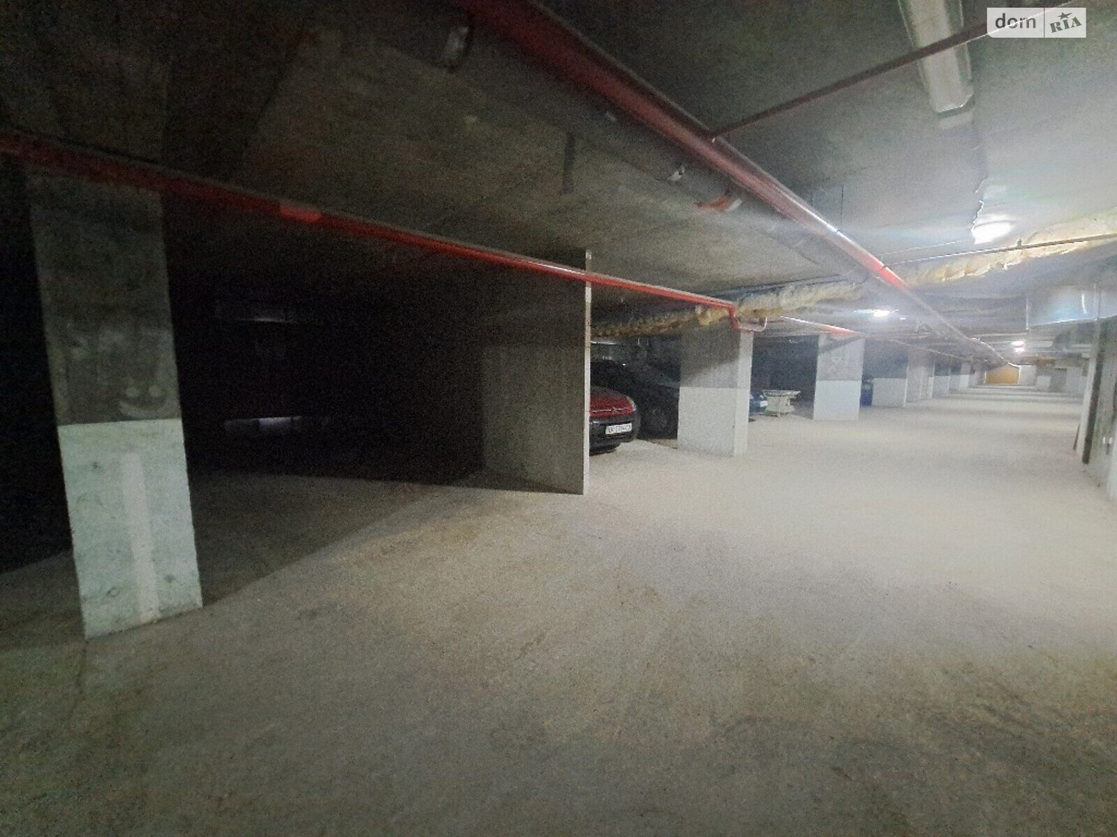 Место в подземном паркинге под легковое авто в Тернополе, площадь 16 кв.м. фото 1
