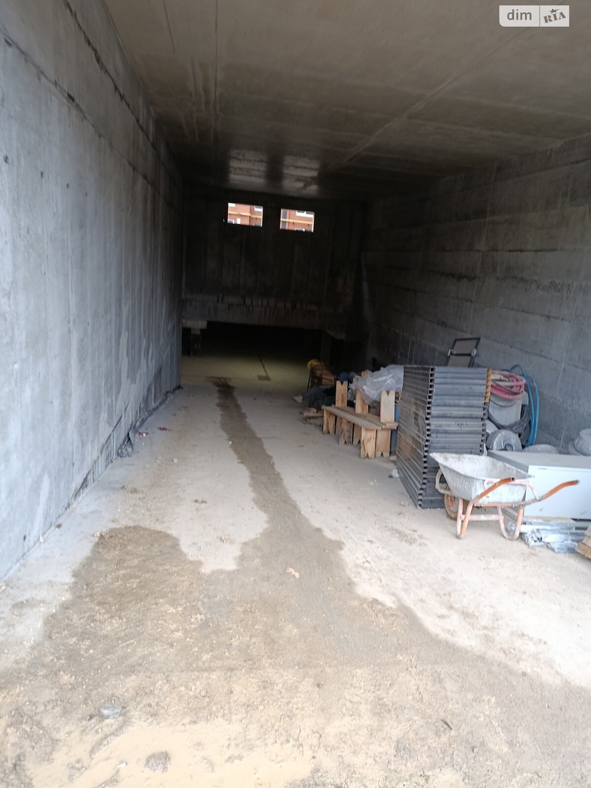 Место в подземном паркинге универсальный в Тернополе, площадь 16.22 кв.м. фото 1 Место в подземном паркинге универсальный в Тернополе, площадь 16.22 кв.м. фото 1