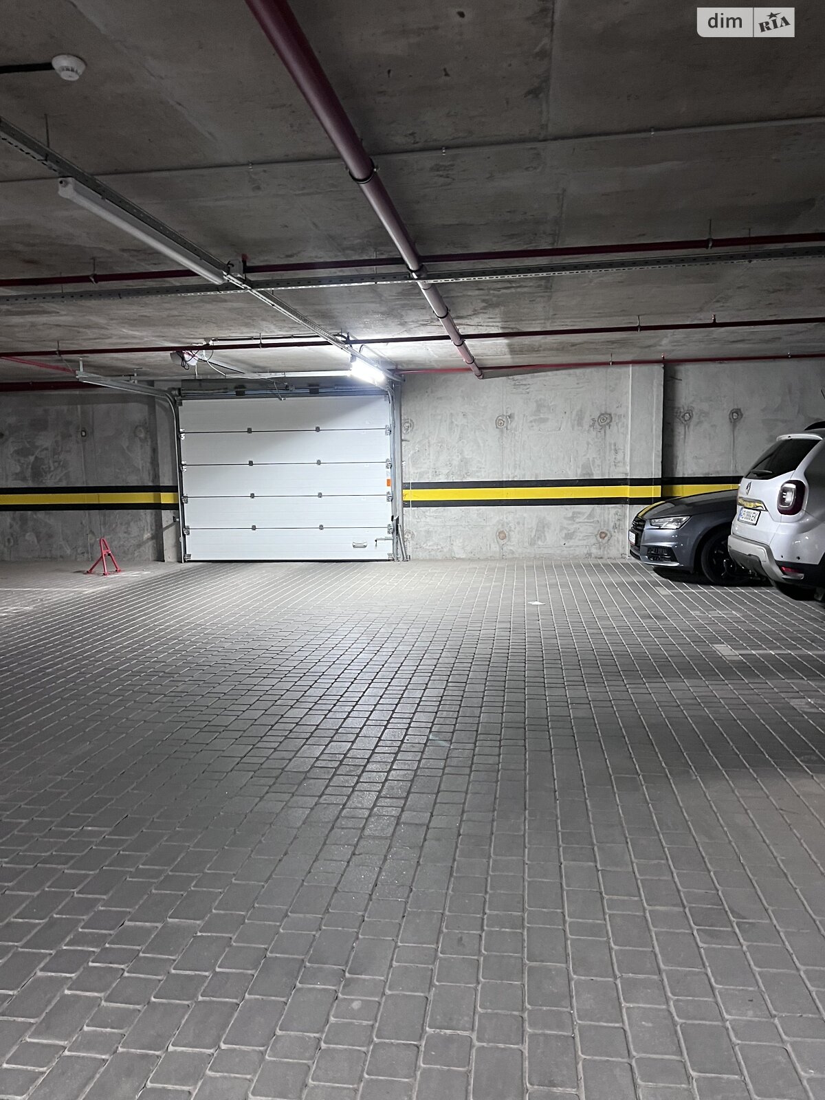 Місце в підземному паркінгу під легкове авто в Вінниці, площа 14 кв.м. фото 1 Місце в підземному паркінгу під легкове авто в Вінниці, площа 14 кв.м. фото 1