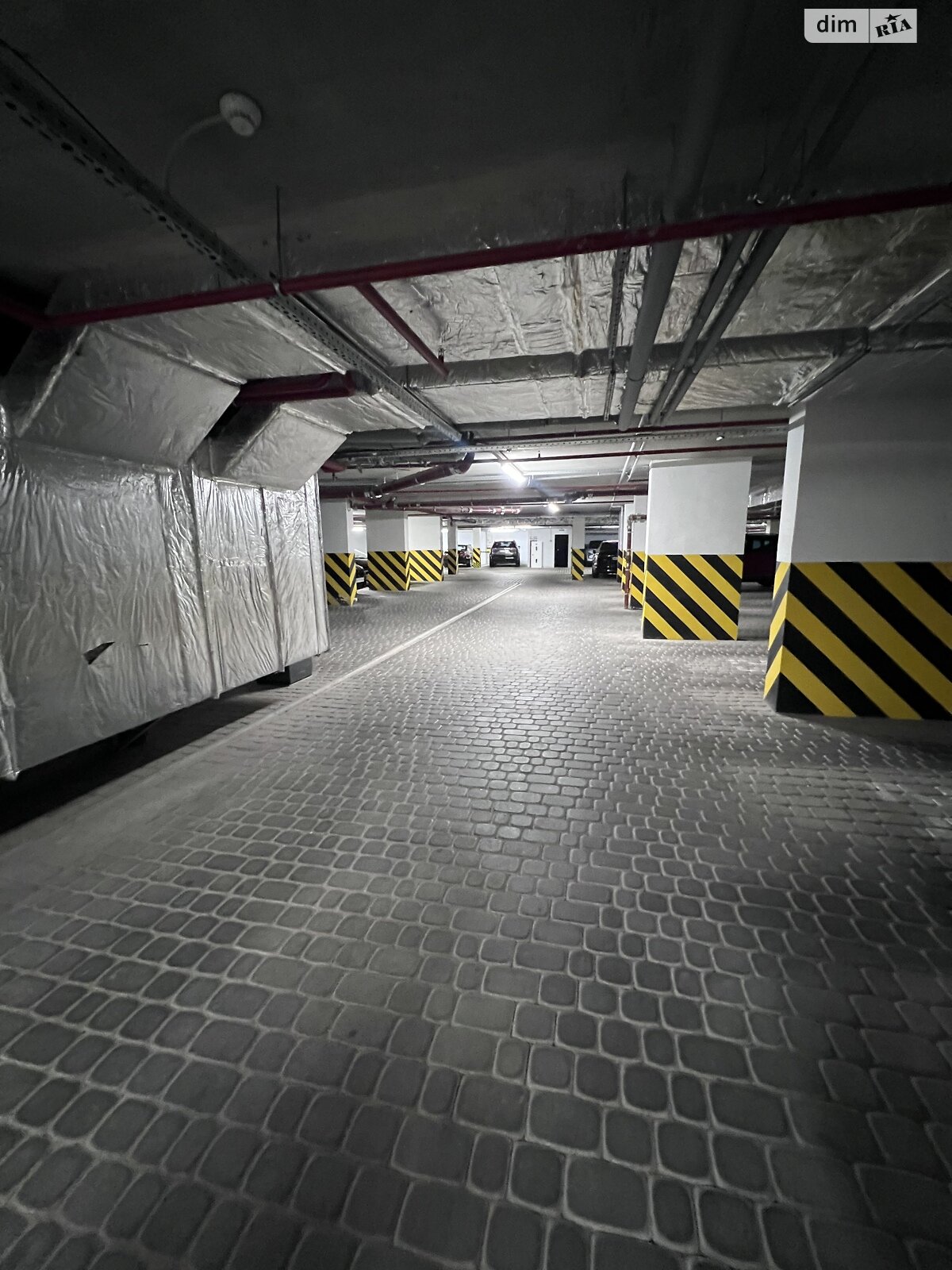 Место в подземном паркинге под легковое авто в Виннице, площадь 15 кв.м. фото 1 Место в подземном паркинге под легковое авто в Виннице, площадь 15 кв.м. фото 1