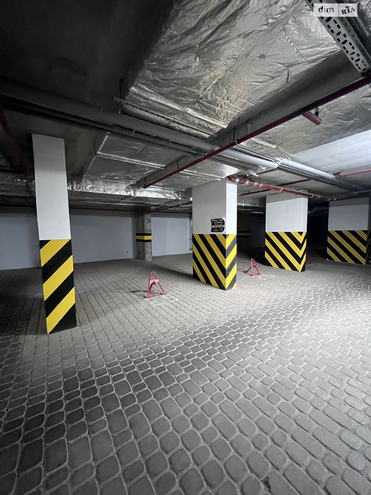 Место в подземном паркинге под легковое авто в Виннице, площадь 15 кв.м. фото 1 Место в подземном паркинге под легковое авто в Виннице, площадь 15 кв.м. фото 1
