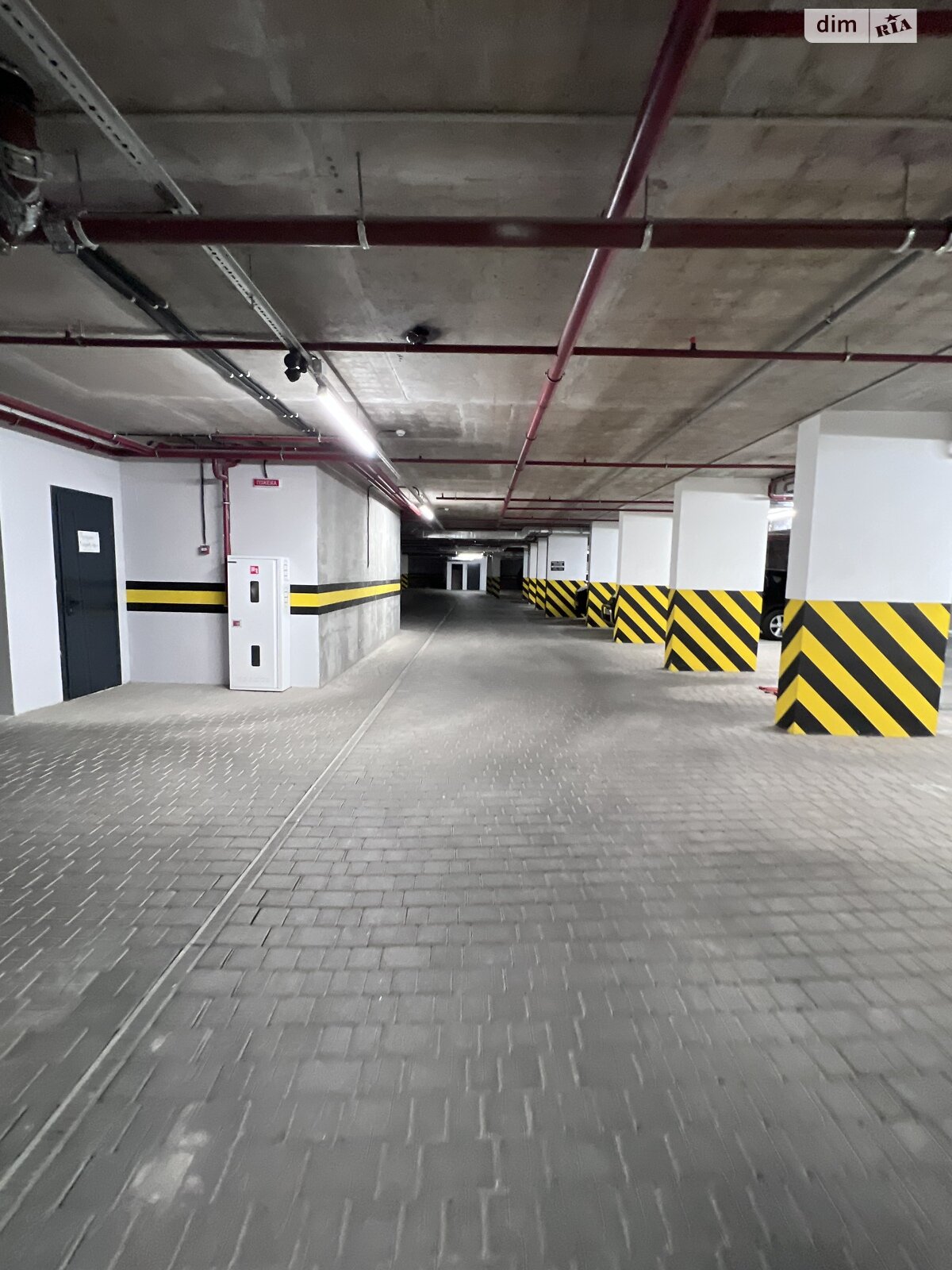 Місце в підземному паркінгу під легкове авто в Вінниці, площа 13 кв.м. фото 1 Місце в підземному паркінгу під легкове авто в Вінниці, площа 13 кв.м. фото 1