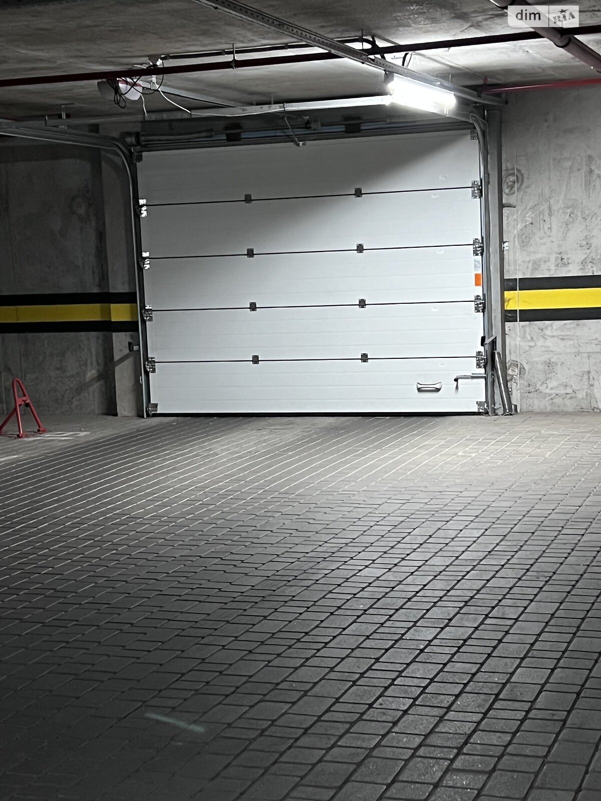 Місце в підземному паркінгу під легкове авто в Вінниці, площа 13 кв.м. фото 1 Місце в підземному паркінгу під легкове авто в Вінниці, площа 13 кв.м. фото 1
