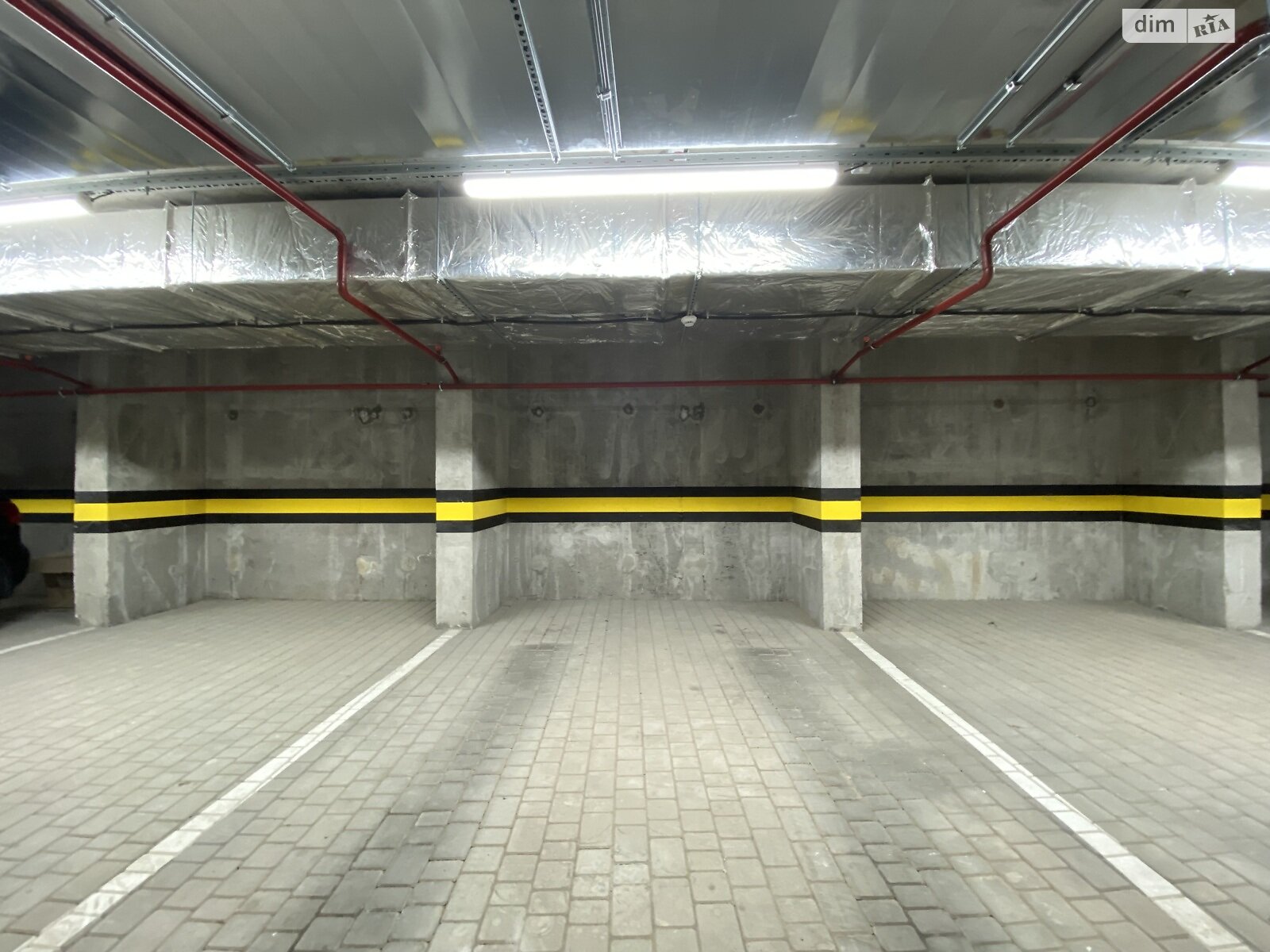 Место в подземном паркинге под легковое авто в Виннице, площадь 13 кв.м. фото 1 Место в подземном паркинге под легковое авто в Виннице, площадь 13 кв.м. фото 1