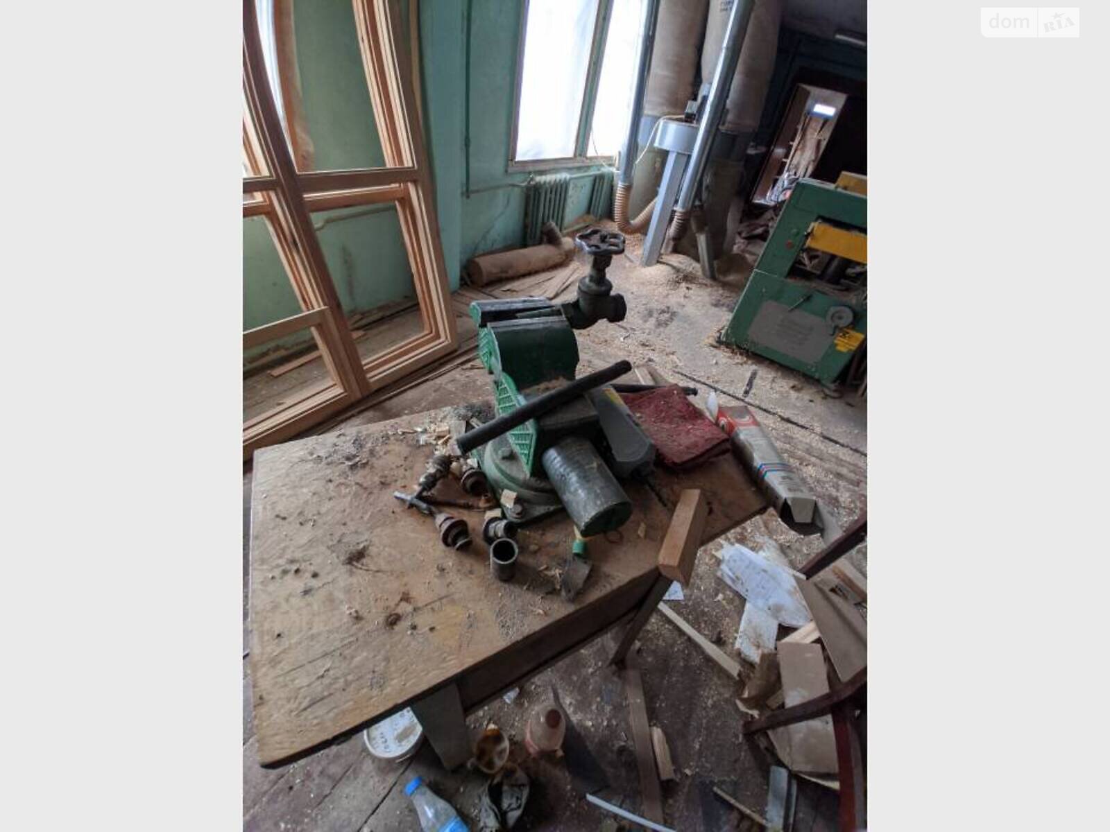 Коммерческое помещение в Черкассах, продажа по вул. Нечуй Левицького 30, район Химпоселок, цена: 68 250 долларов за объект фото 1 Коммерческое помещение в Черкассах, продажа по вул. Нечуй Левицького 30, район Химпоселок, цена: 68 250 долларов за объект фото 1