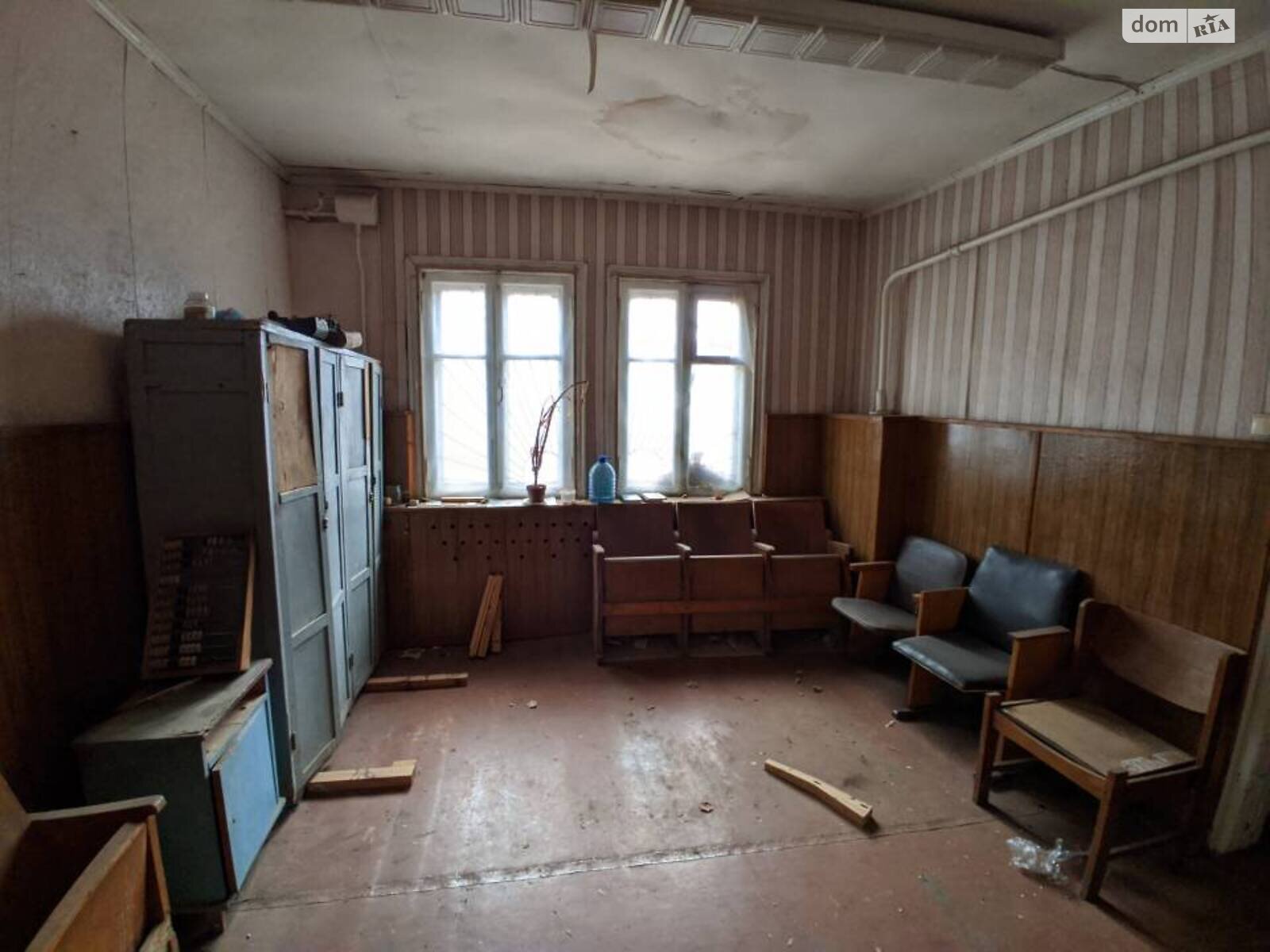 Коммерческое помещение в Черкассах, продажа по вул. Нечуй Левицького 30, район Химпоселок, цена: 68 250 долларов за объект фото 1 Коммерческое помещение в Черкассах, продажа по вул. Нечуй Левицького 30, район Химпоселок, цена: 68 250 долларов за объект фото 1