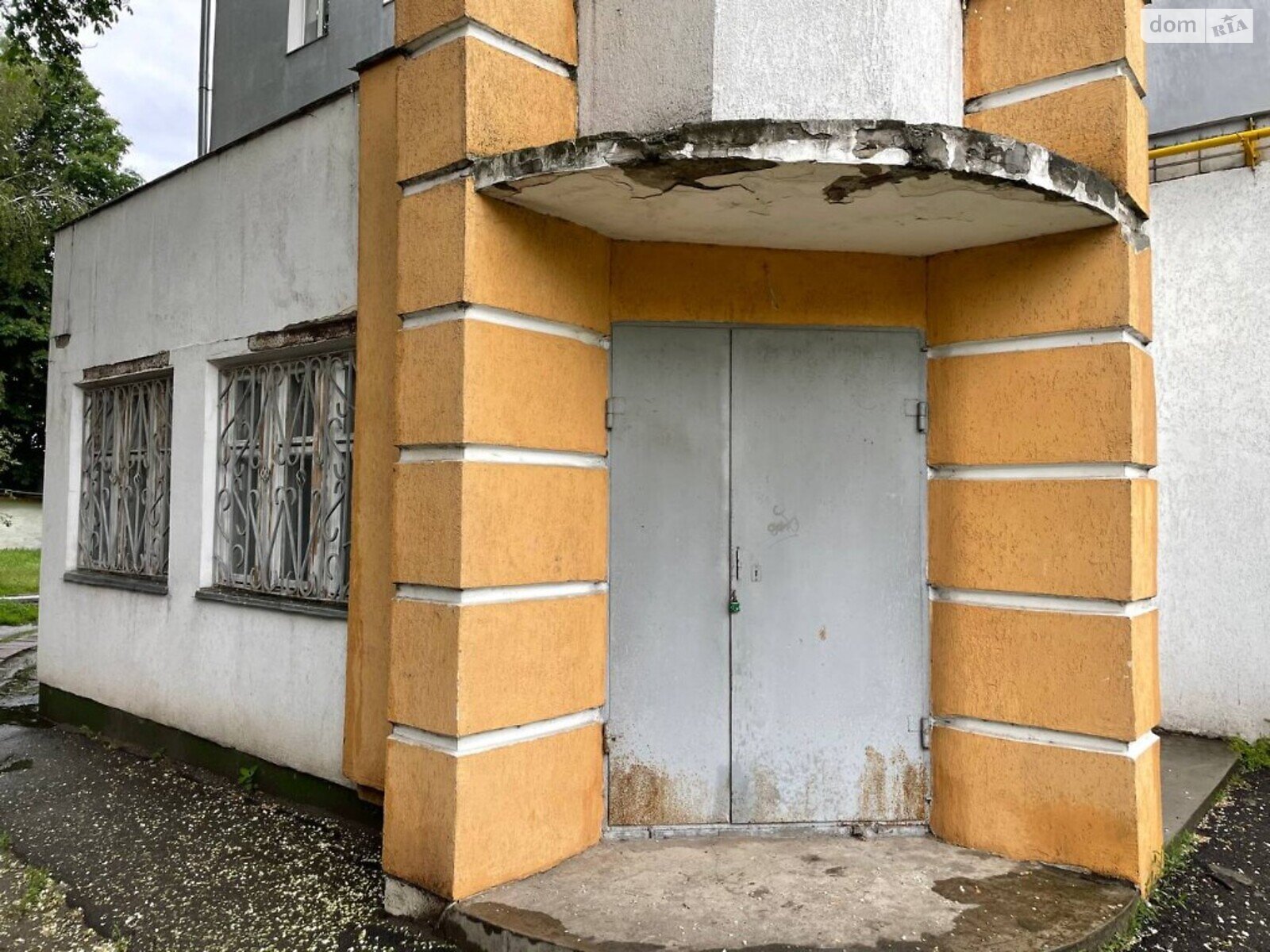 Комерційне приміщення в Черкасах, продаж по Нарбутівська вулиця 285, район Район Д, ціна: 29 000 доларів за об’єкт фото 1 Комерційне приміщення в Черкасах, продаж по Нарбутівська вулиця 285, район Район Д, ціна: 29 000 доларів за об’єкт фото 1