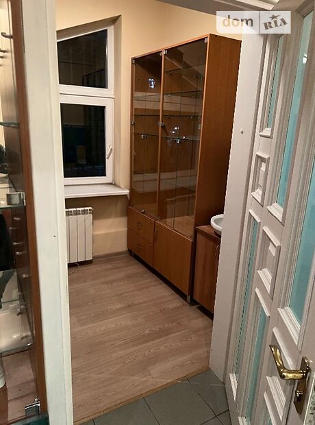 Приміщення вільного призначення в Чернівцях, продаж по Миру вулиця 5, район Аеропорт, ціна: 66 300 долларів за об’єкт фото 1 Приміщення вільного призначення в Чернівцях, продаж по Миру вулиця 5, район Аеропорт, ціна: 66 300 долларів за об’єкт фото 1