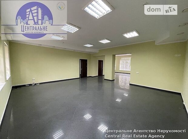 Помещение свободного назначения в Черновцах, продажа по Независимости проспект, район Проспект, цена: 331 122 долларов за объект фото 1 Помещение свободного назначения в Черновцах, продажа по Независимости проспект, район Проспект, цена: 331 122 долларов за объект фото 1