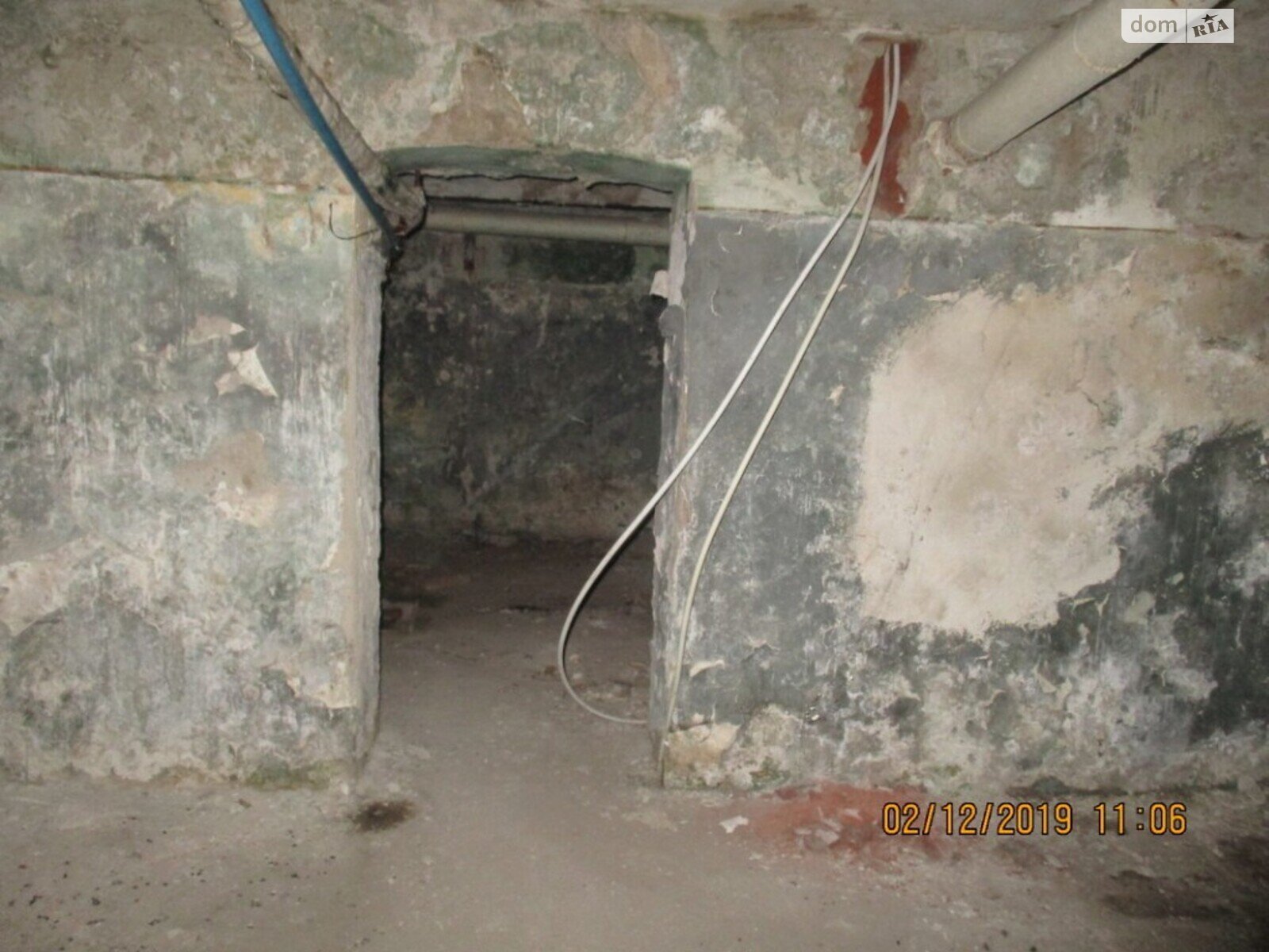 Коммерческое помещение в Черновцах, продажа по Главная улица 12, район Шевченковский, цена: 25 000 долларов за объект фото 1 Коммерческое помещение в Черновцах, продажа по Главная улица 12, район Шевченковский, цена: 25 000 долларов за объект фото 1