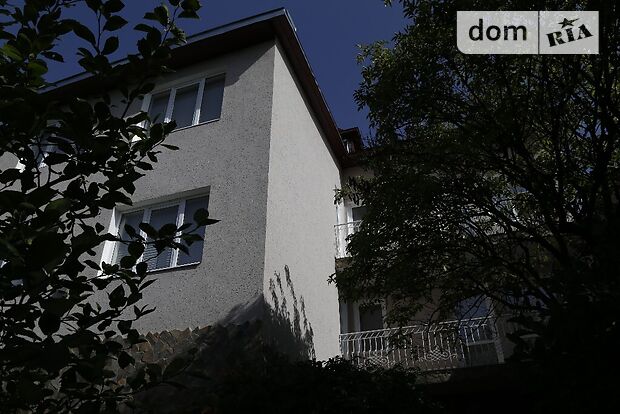 Приміщення вільного призначення в Чернівцях, продаж по Горіхівський пров, район Центр, ціна: 185 000 долларів за об’єкт фото 1 Приміщення вільного призначення в Чернівцях, продаж по Горіхівський пров, район Центр, ціна: 185 000 долларів за об’єкт фото 1
