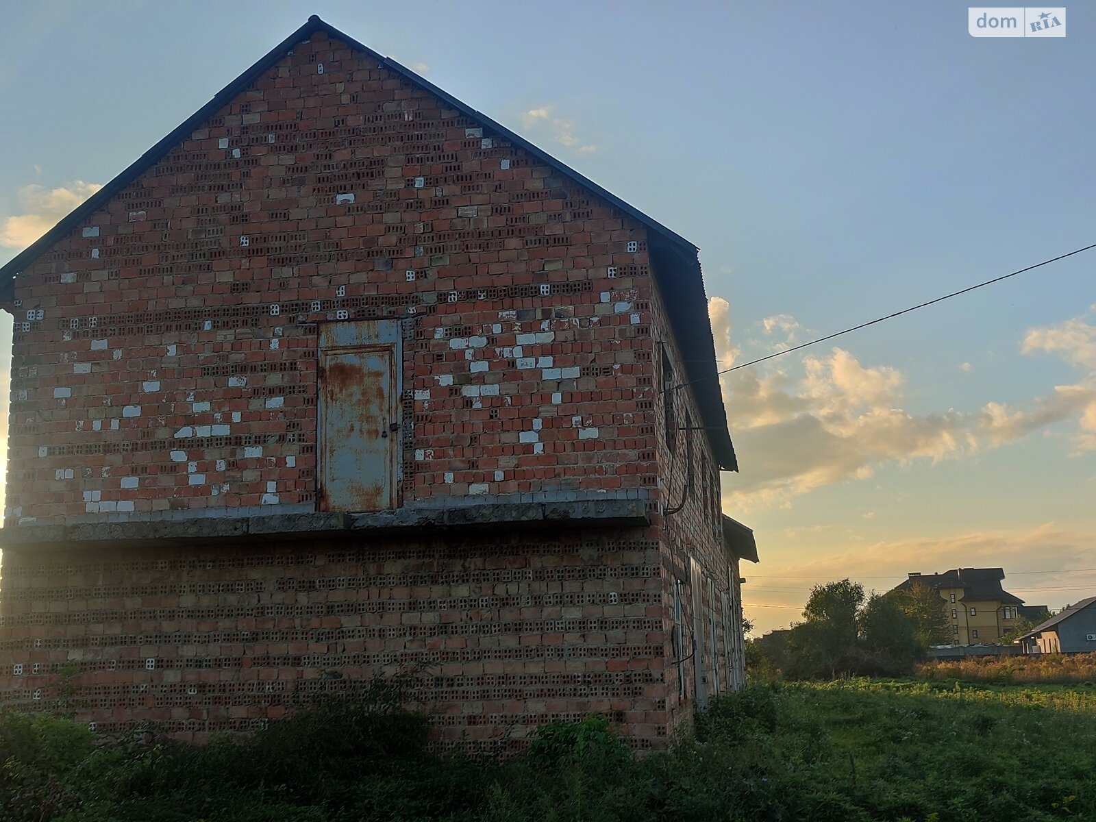 Комерційне приміщення в Чернівцях, продаж по Карпатська вулиця 1, район Садгора, ціна: 78 000 долларів за об’єкт фото 1