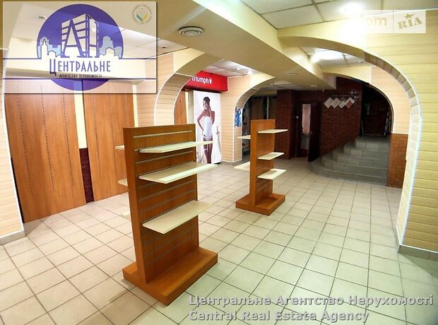 Помещение свободного назначения в Черновцах, продажа по Доброго Александра улица 9, район Центр, цена: 68 000 долларов за объект фото 1 Помещение свободного назначения в Черновцах, продажа по Доброго Александра улица 9, район Центр, цена: 68 000 долларов за объект фото 1