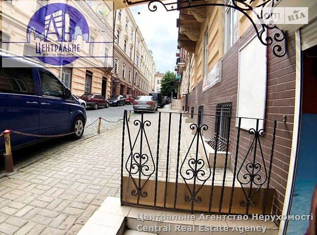 Помещение свободного назначения в Черновцах, продажа по Доброго Александра улица 9, район Центр, цена: 68 000 долларов за объект фото 1 Помещение свободного назначения в Черновцах, продажа по Доброго Александра улица 9, район Центр, цена: 68 000 долларов за объект фото 1