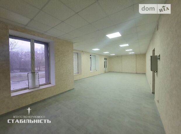 Помещение свободного назначения в Ивано-Франковске, продажа по Химиков улица, район Пасечная, цена: 116 000 долларов за объект фото 1 Помещение свободного назначения в Ивано-Франковске, продажа по Химиков улица, район Пасечная, цена: 116 000 долларов за объект фото 1