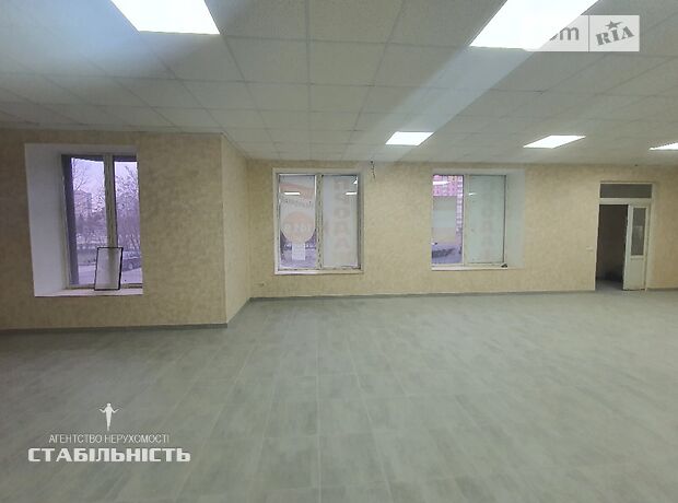 Помещение свободного назначения в Ивано-Франковске, продажа по Химиков улица, район Пасечная, цена: 116 000 долларов за объект фото 1 Помещение свободного назначения в Ивано-Франковске, продажа по Химиков улица, район Пасечная, цена: 116 000 долларов за объект фото 1