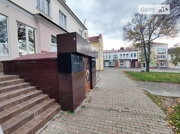 Помещение свободного назначения в Калуше, продажа по Героев площадь 11, район Высочанка, цена: 69 900 долларов за объект фото 1 Помещение свободного назначения в Калуше, продажа по Героев площадь 11, район Высочанка, цена: 69 900 долларов за объект фото 1