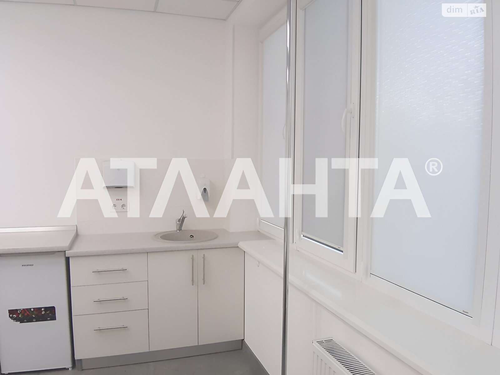 Коммерческое помещение в Одессе, продажа по Костанди улица, район Киевский, цена: 148 000 долларов за объект фото 1 Коммерческое помещение в Одессе, продажа по Костанди улица, район Киевский, цена: 148 000 долларов за объект фото 1