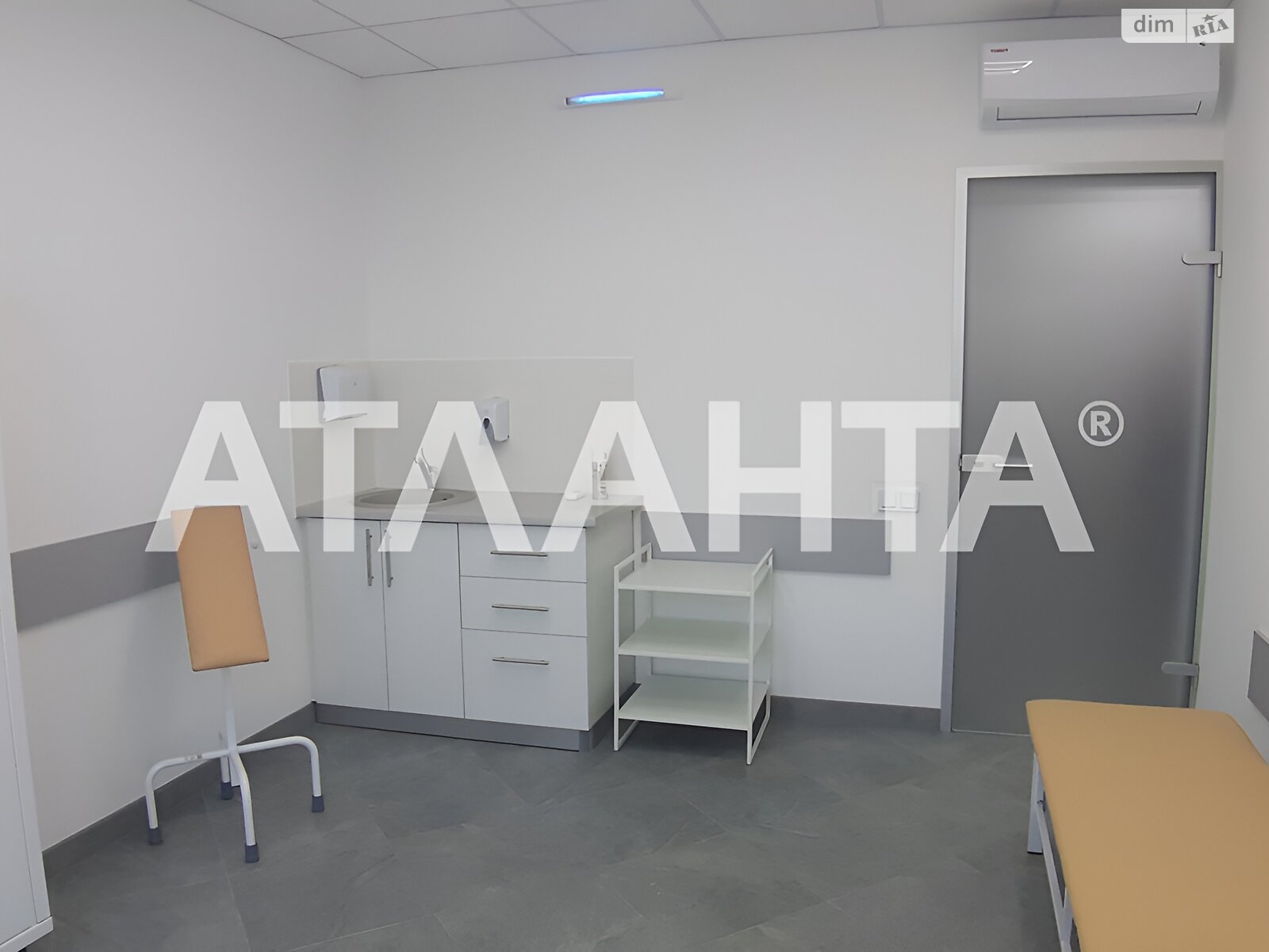 Коммерческое помещение в Одессе, продажа по Костанди улица, район Киевский, цена: 148 000 долларов за объект фото 1 Коммерческое помещение в Одессе, продажа по Костанди улица, район Киевский, цена: 148 000 долларов за объект фото 1