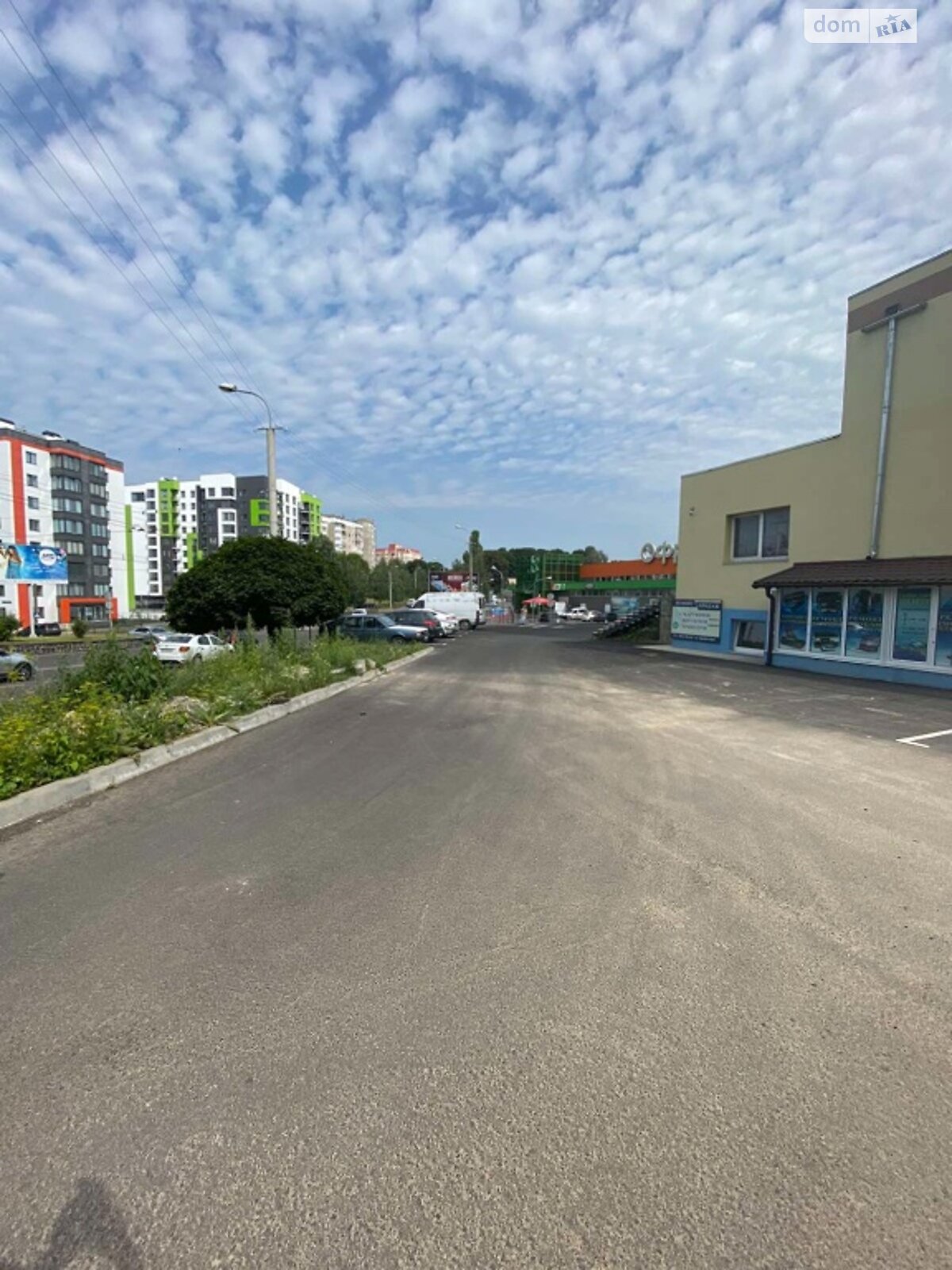 Комерційне приміщення в Рівному, продаж по Богоявленська вулиця, район Північний, ціна: 215 000 доларів за об’єкт фото 1 Комерційне приміщення в Рівному, продаж по Богоявленська вулиця, район Північний, ціна: 215 000 доларів за об’єкт фото 1