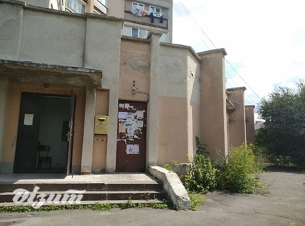 Помещение свободного назначения в Тернополе, продажа по Золотогірська вулиця, район Кутковцы, цена: 25 000 долларов за объект фото 1 Помещение свободного назначения в Тернополе, продажа по Золотогірська вулиця, район Кутковцы, цена: 25 000 долларов за объект фото 1